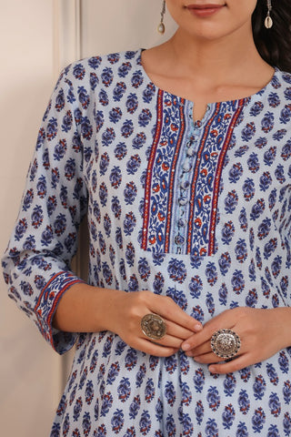 Women Blue Ethnic Motifs Print A-line Straight Silhouette Kurti