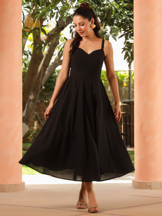 Women Solid Sweetheart Neck Dress