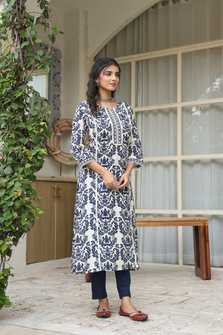 Women Ethnic Motifs Printed Kurta