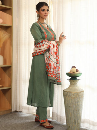 Women Ethnic Motifs Yoke Design Regular Thread Work Pure Cotton Kurta with Trousers & With Dupatta