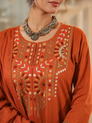 Women Ethnic Motifs Pure Cotton Kurta with Trousers & With Dupatta