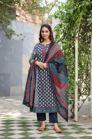 Women Ethnic Motifs Printed Regular Beads and Stones Pure Cotton Kurta with Trousers & With Dupatta