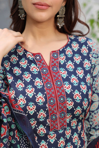 Women Ethnic Motifs Printed Regular Beads and Stones Pure Cotton Kurta with Trousers & With Dupatta