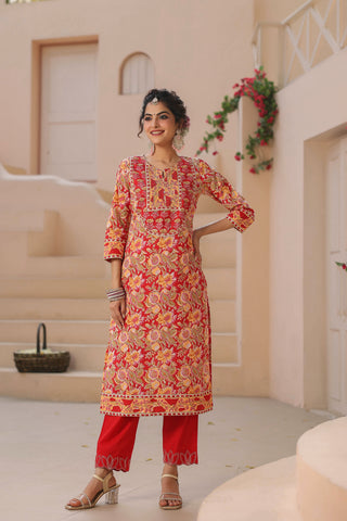 Women Floral Printed Regular Sequinned Pure Cotton Kurta with Trousers & With Dupatta