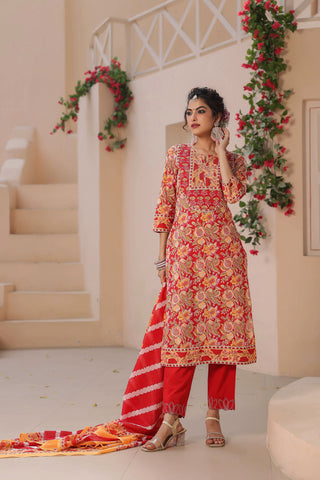 Women Floral Printed Regular Sequinned Pure Cotton Kurta with Trousers & With Dupatta