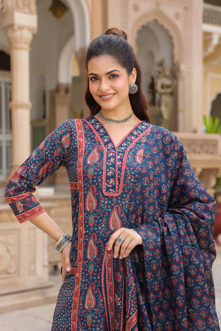 Women Ethnic Motifs Printed Pleated Pure Cotton Kurta with Trousers & With Dupatta