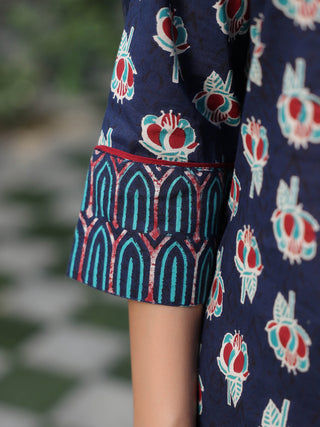 Women Navy Blue Ethnic Printed Cotton Embroidered Straight  Kurta With Printed Trousers and Printed Dupatta