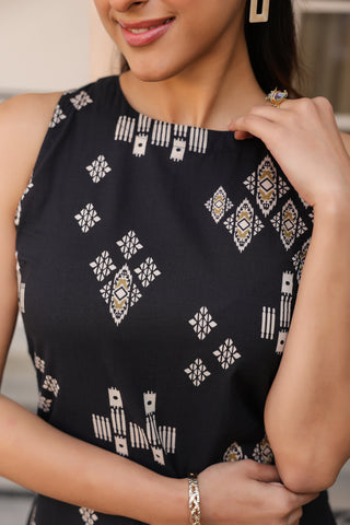 Women Ethnic Motifs Printed Regular Thread Work Pure Cotton Kurta with Trousers & With Dupatta