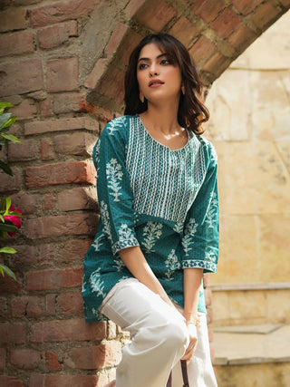 Women Teal & Off-White Printed Sequined Pure Cotton Kurti