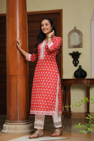 Women Red Floral Printed Pure Cotton Straight Kurta