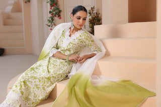 Women Green Floral Printed Pure Cotton Straight Kurta with Trousers & Dyed Dupatta