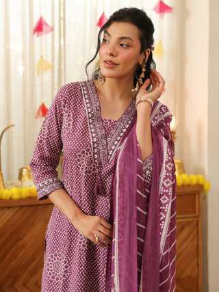 Purple Bandhani Print Straight Kurta Set with Pocket