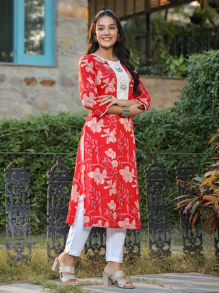 Women Red Floral Printed Straight Kurta