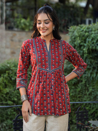 Women Maroon Ethnic Motifs Printed Pure Cotton A-line Kurti