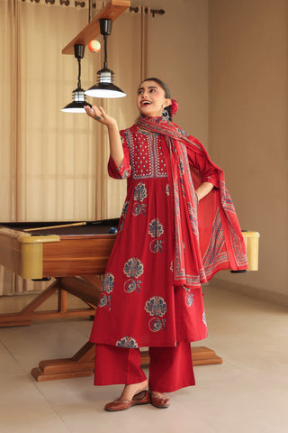 Women Ethnic Motifs Printed Regular Thread Work Pure Cotton Kurta with Trousers & With Dupatta