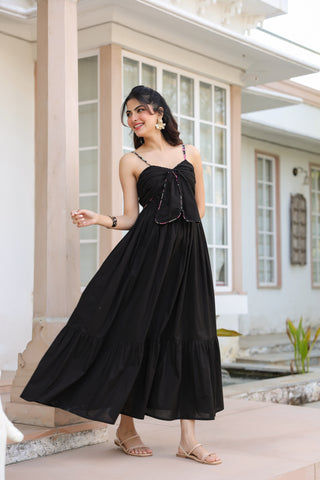 Sweetheart Neck Fit & Flared Ethnic Dresses