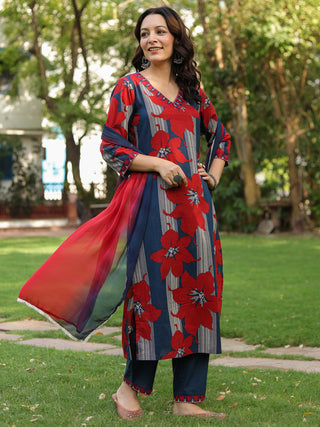 Women Floral Printed Regular Pure Cotton Kurta with Trousers & With Dupatta