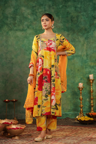 Women Floral Printed Gotta Patti Pure Cotton Kurta Sets