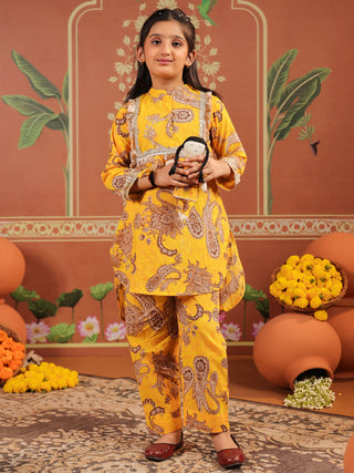 Girls Ethnic Motifs Printed Cord Set