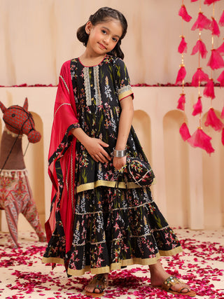Girls Ethnic Motifs Printed Regular Pure Cotton Kurta with Sharara & With Dupatta