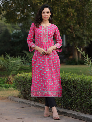 Women Fuchisia Ethnic Motifs Printed Pure Cotton Straight Kurta