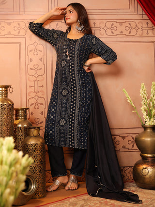 Women Ethnic Motifs Printed Regular Kurta with Trousers & With Dupatta Set