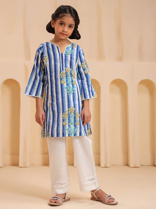 Girls Floral Printed Pure Cotton Kurta