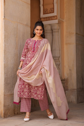 Women Floral Printed Regular Pure Cotton Kurta with Trousers & With Dupatta