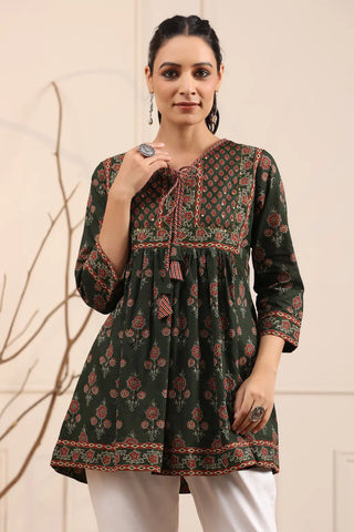 Women Green & Maroon Floral Printed Pure Cotton Empire A line Kurti