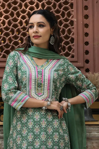 Women Green Ethnic Motifs Printed Pure Cotton Kurta Set