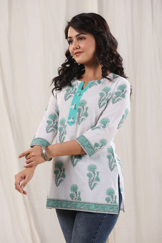 Women Teal & White Floral Printed Pure Cotton Kurti