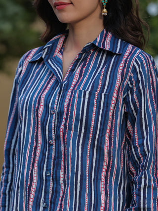 Women Indigo Striped Pure Cotton Shirt Tunic, Shirt collar