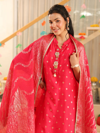 Fuchsia Ethnic Motif Print Rayon Straight Kurta Set With Pant Pocket