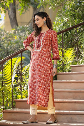 Women Maroon Ethnic Motifs Cotton Printed Straight Kurta