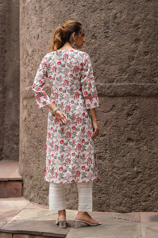 Women Ethnic Motifs Printed Thread Work Kurta