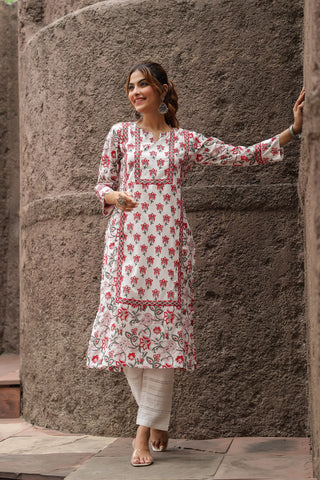 Women Ethnic Motifs Printed Thread Work Kurta