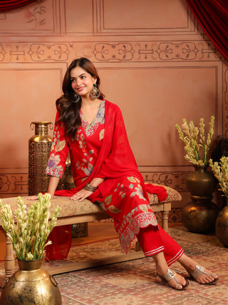 Women Ethnic Motifs Printed Regular Thread Work Kurta with Trousers & With Dupatta