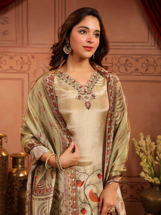 Women Ethnic Motifs Printed Regular Beads and Stones Kurta with Trousers & With Dupatta