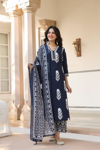 Ethnic Motifs Printed Pure Cotton Kurta with Trousers & With Dupatta