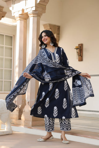 Ethnic Motifs Printed Pure Cotton Kurta with Trousers & With Dupatta