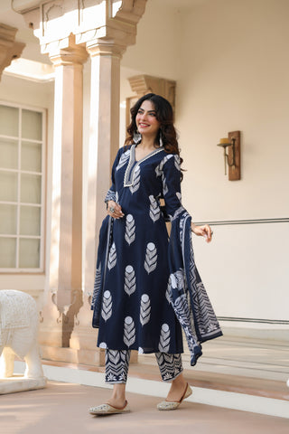Ethnic Motifs Printed Pure Cotton Kurta with Trousers & With Dupatta