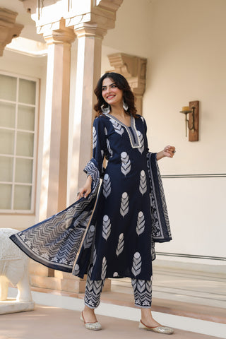 Ethnic Motifs Printed Pure Cotton Kurta with Trousers & With Dupatta