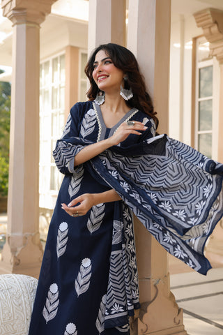 Ethnic Motifs Printed Pure Cotton Kurta with Trousers & With Dupatta