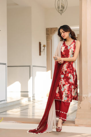 Women Printed Regular Pure Cotton Kurta with Trousers & With Dupatta