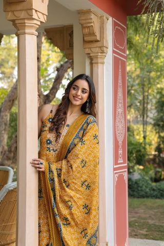 Women Ethnic Motifs Printed Regular Beads and Stones Pure Cotton Kurta with Trousers & With Dupatta