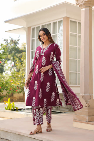 Ethnic Motifs Printed Pure Cotton Kurta with Trousers & With Dupatta