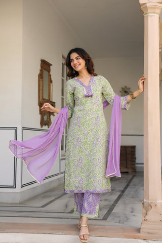Women Ethnic Motifs Printed Regular Pure Cotton Kurta with Trousers & With Dupatta