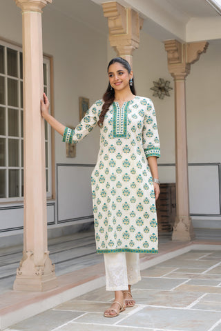 Women Ethnic Motifs Printed Thread Work Kurta