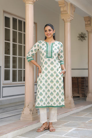Women Ethnic Motifs Printed Thread Work Kurta