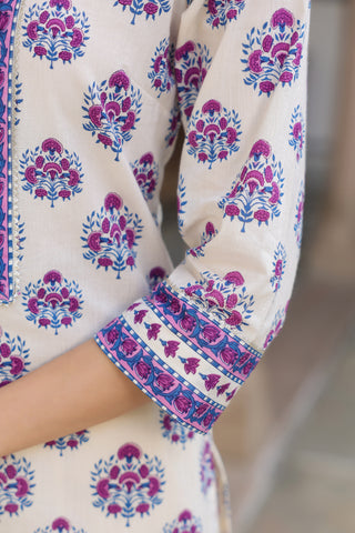 Women Ethnic Motifs Printed Thread Work Kurta